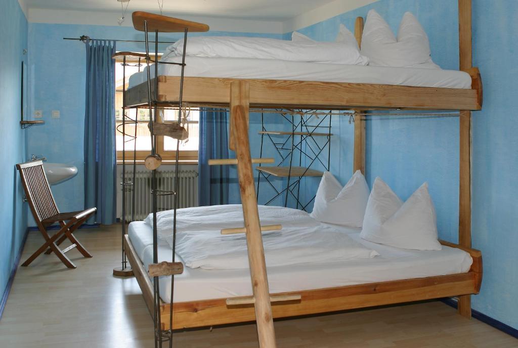 Schiff Bihlerdorf - Hostel Room photo